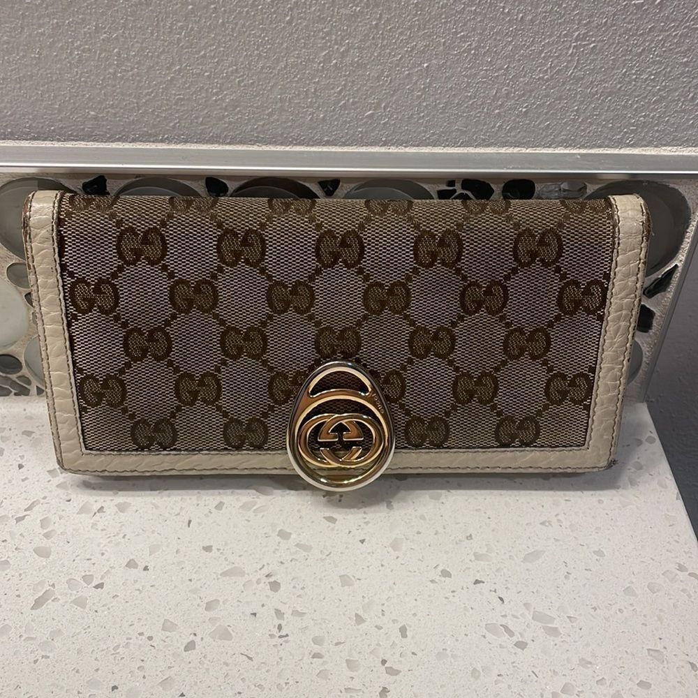 Gucci woman’s canvas and cream leather wallet - Picture 2 of 16